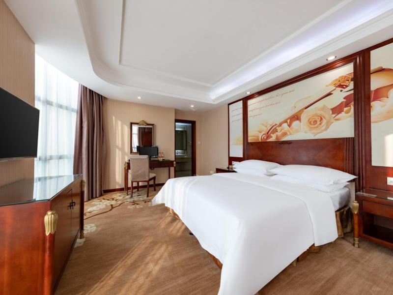Vienna Hotel Shenzhen Songgang Shajiang Road Luaran gambar